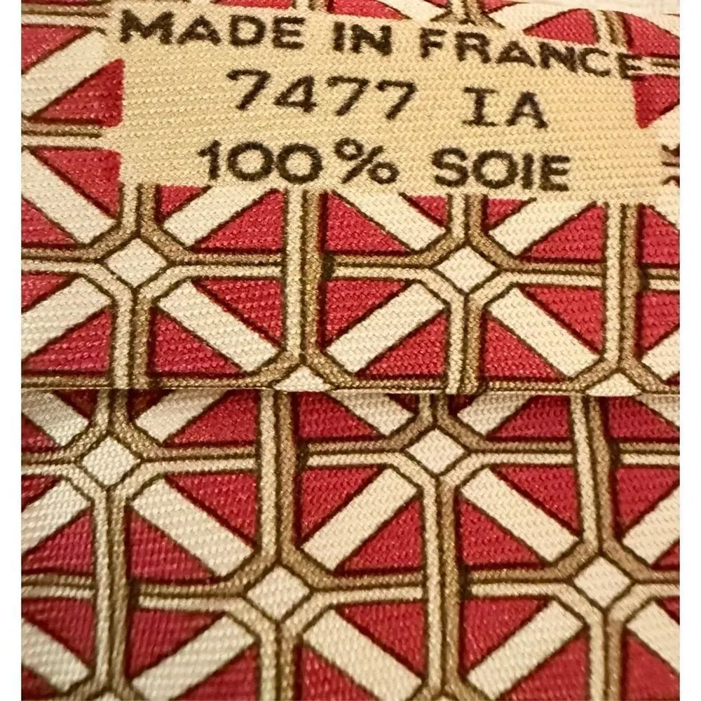 Hermes Men’s 100% Silk Tie France Red Geometric Pattern Career Dad Designer